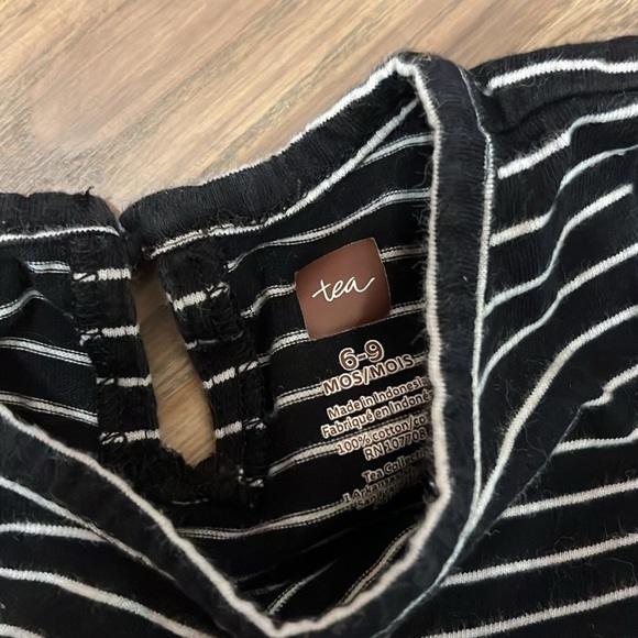 EUC Baby romper from Tea Collection - Picture 2 of 5